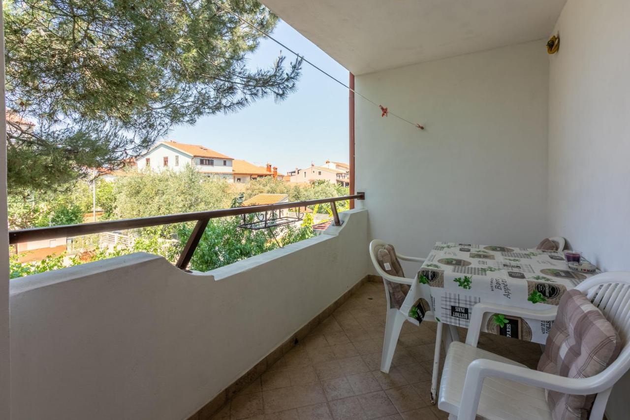 Apartments Armando Fažana Exterior foto